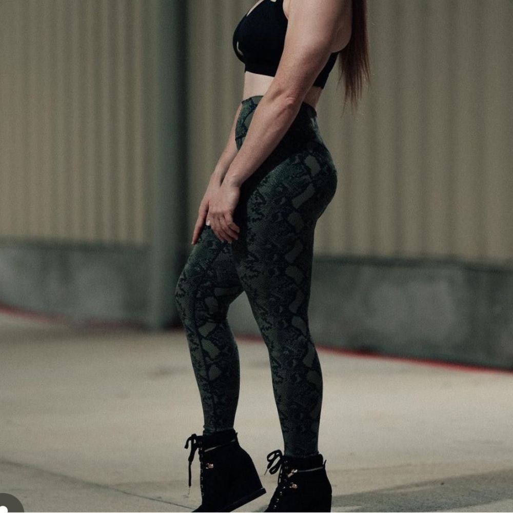 Buffbunny rebel legging green snake bite - Picture 7 of 10
